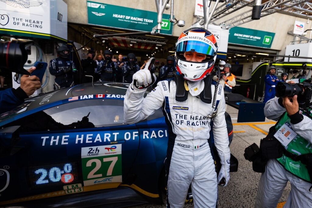 Mattia Drudi felice dopo la pole position (© DPPI - ACO)