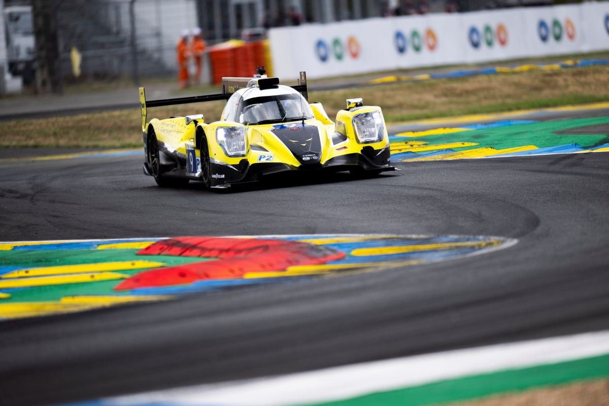La Oreca #9 LMP2 di Proton Iron Lynx in azione a Le Mans