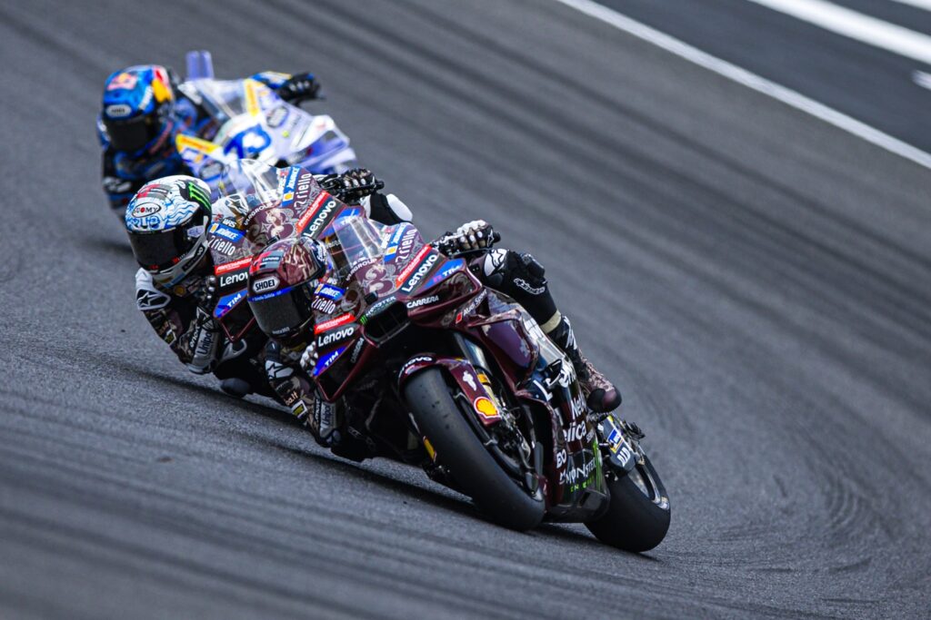 La lotta tra le Ducati nei primi giri del Mugello