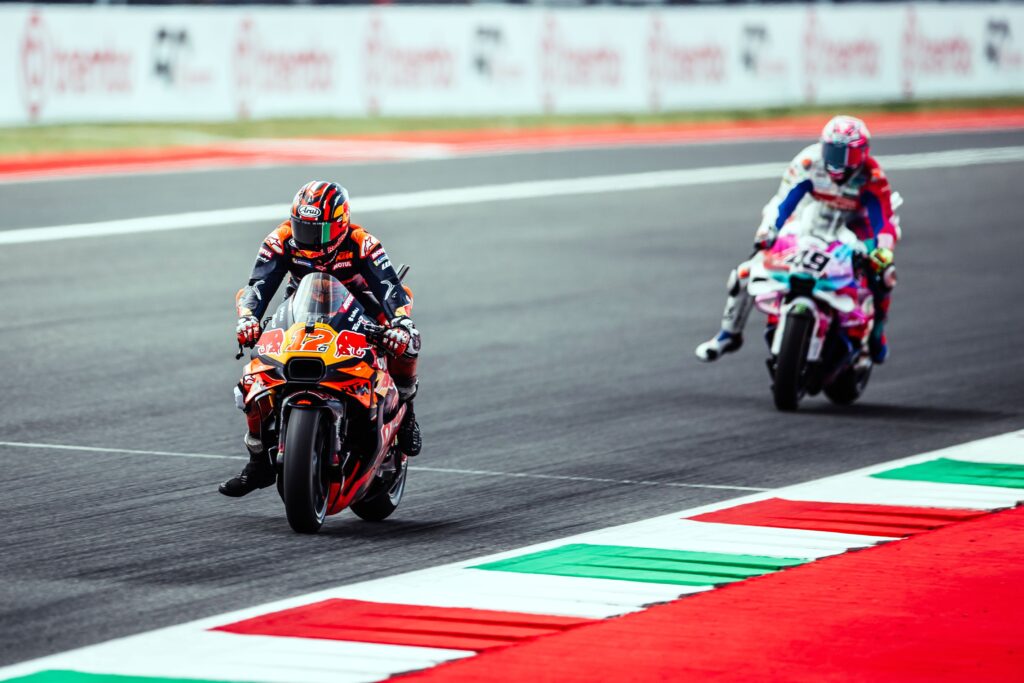 Maverick Vinales in pista al Mugello