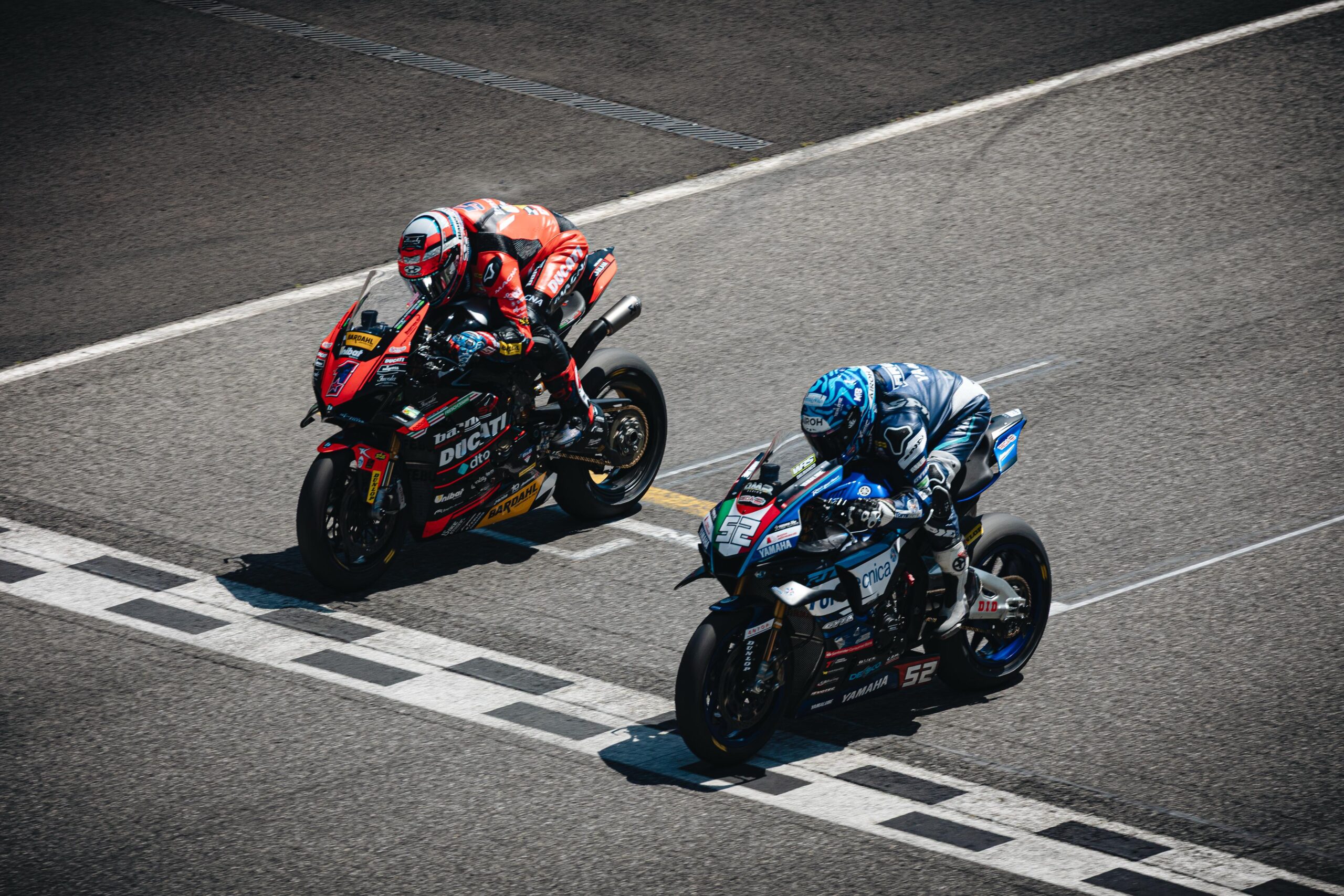 Pirro e Delbianco al fotofinish in occasione di Gara 1 del Mugello