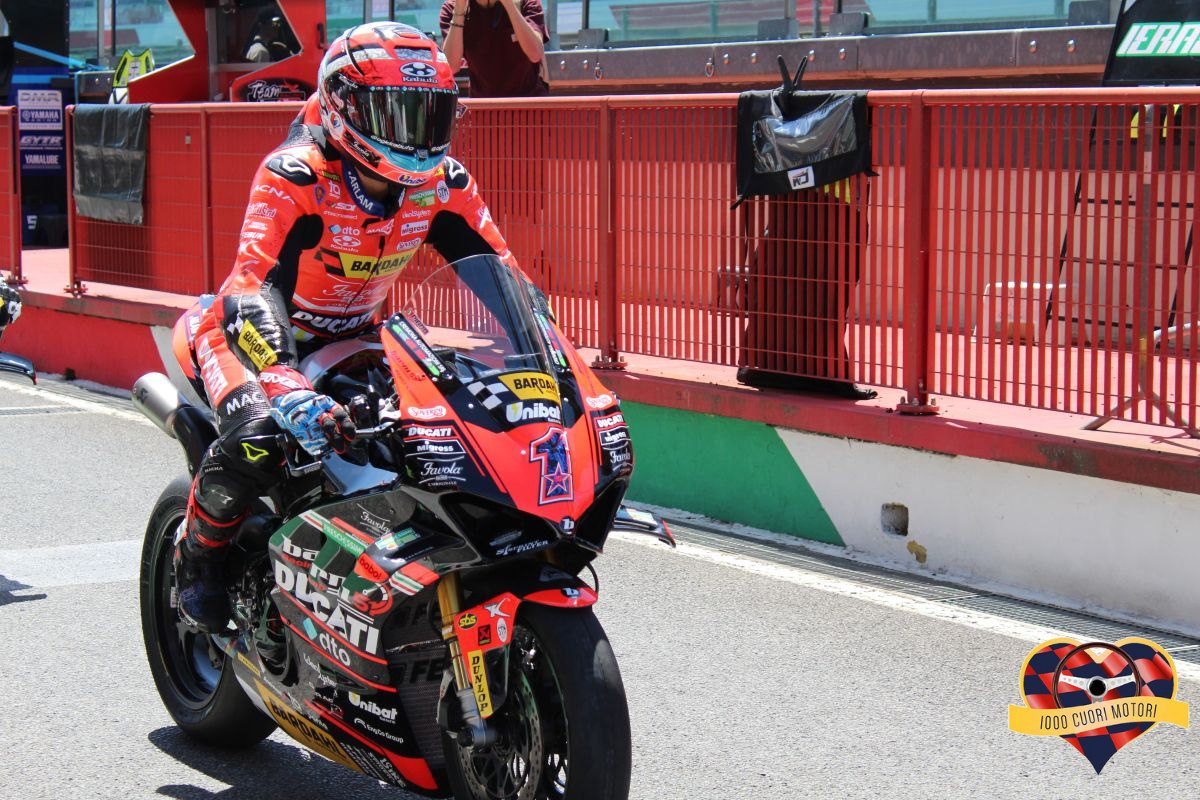 Michele Pirro durante il weekend del CIV SBK 2025 al Mugello