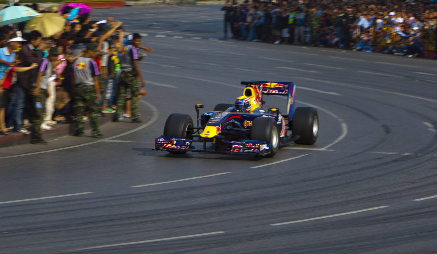 Un'esibizione Red Bull a Bangkok (© Red Bull Content Pool)