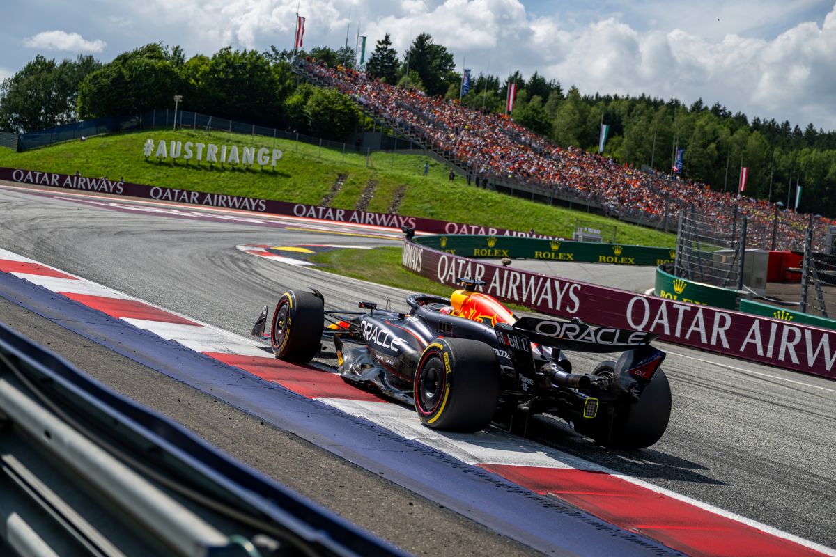 Max Verstappen in azione in Austria nel 2024 (© Red Bull Content Pool)