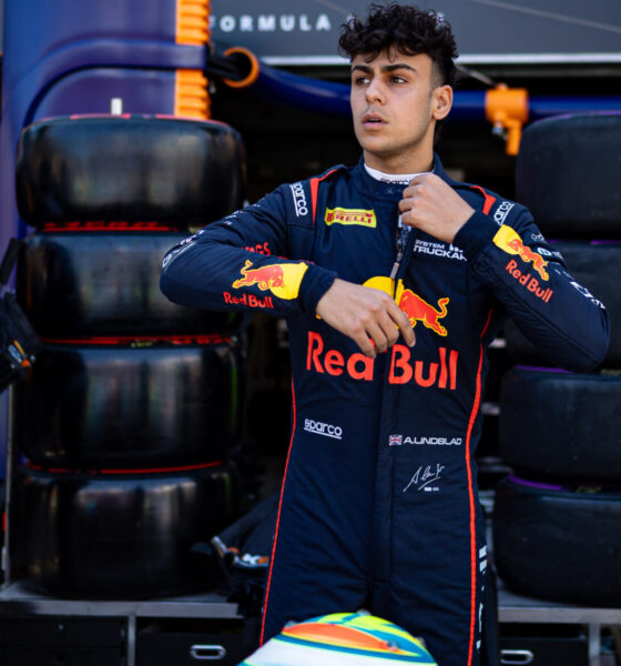 Lindblad red bull