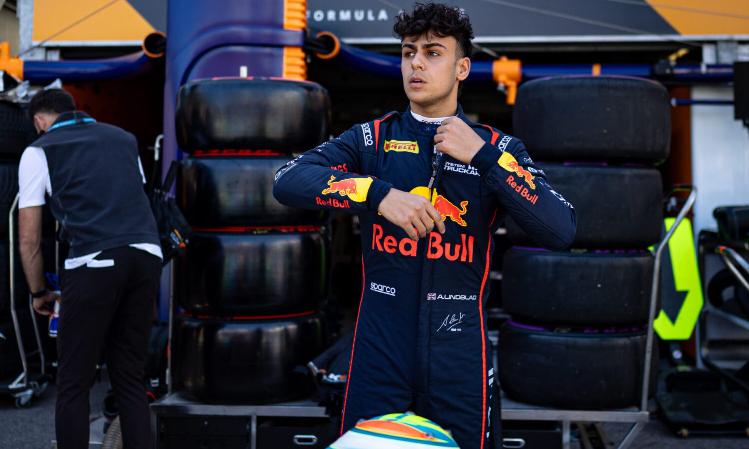 Lindblad red bull