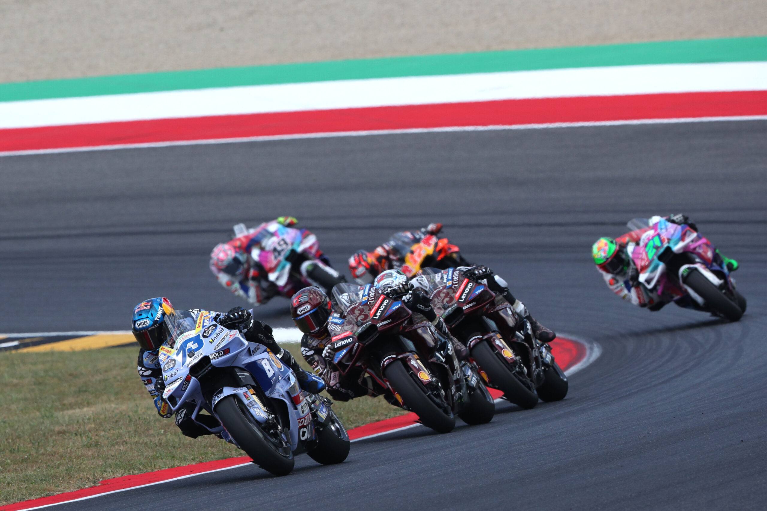 La MotoGP in azione al Mugello 2025
