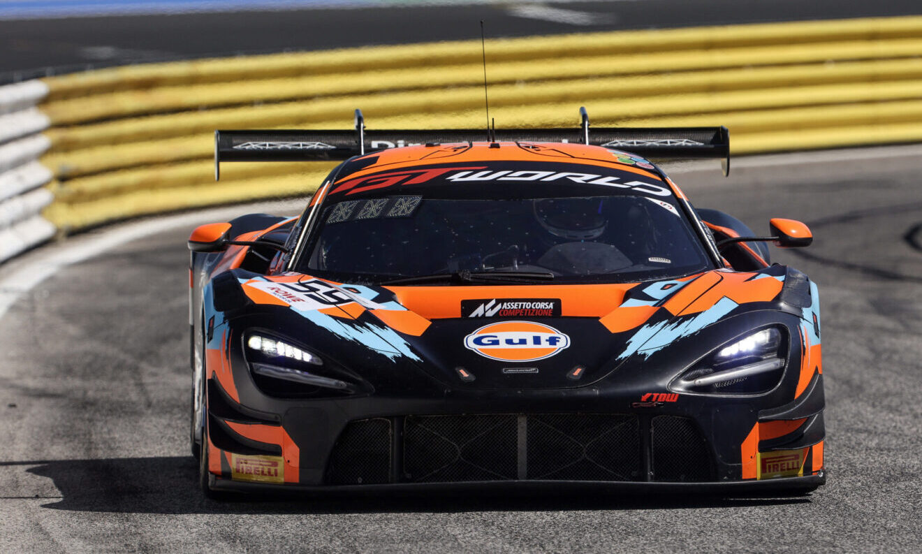gtwce misano 2025 gara 2 mclaren