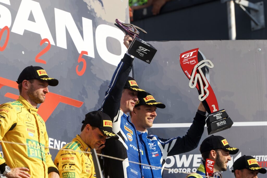 Il podio di Gara 2 a Misano, con Kirchofer e Goethe di fianco a Engel e Auer (© SRO / JEP)
