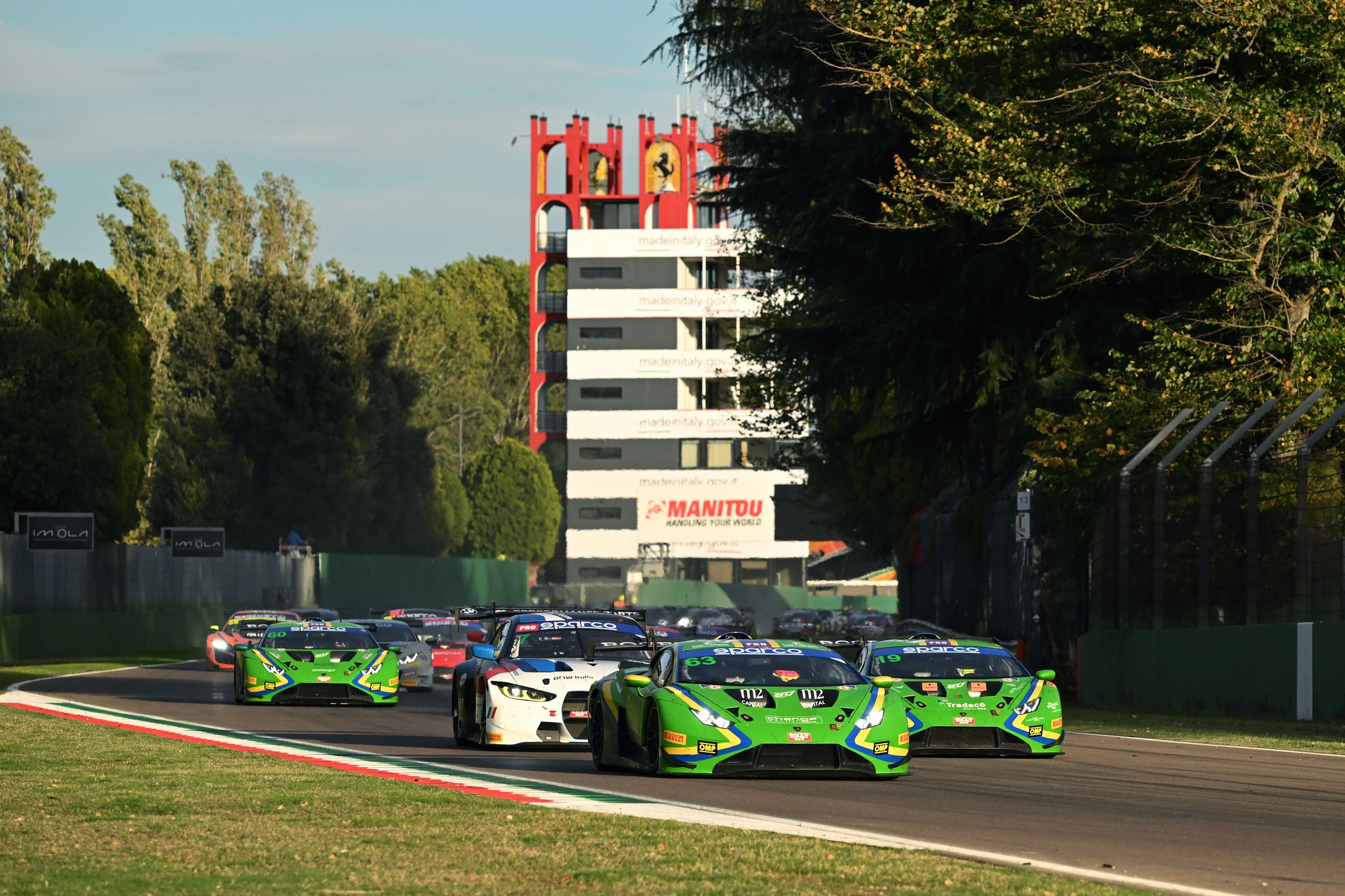 Una partenza del GT Italiano a Imola