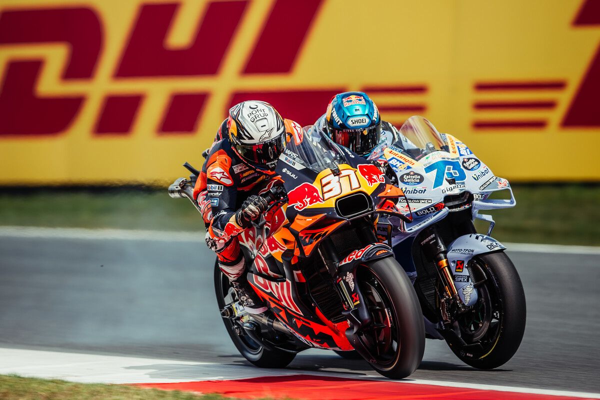 Pedro Acosta in azione ad Assen