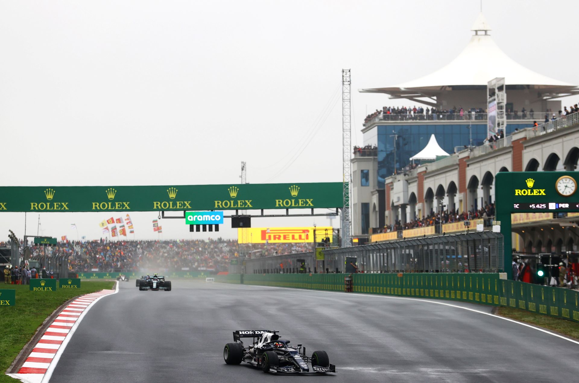 Un'immagine di Yuki Tsunoda all'Istanbul Park durante il GP di Formula 1 del 2021