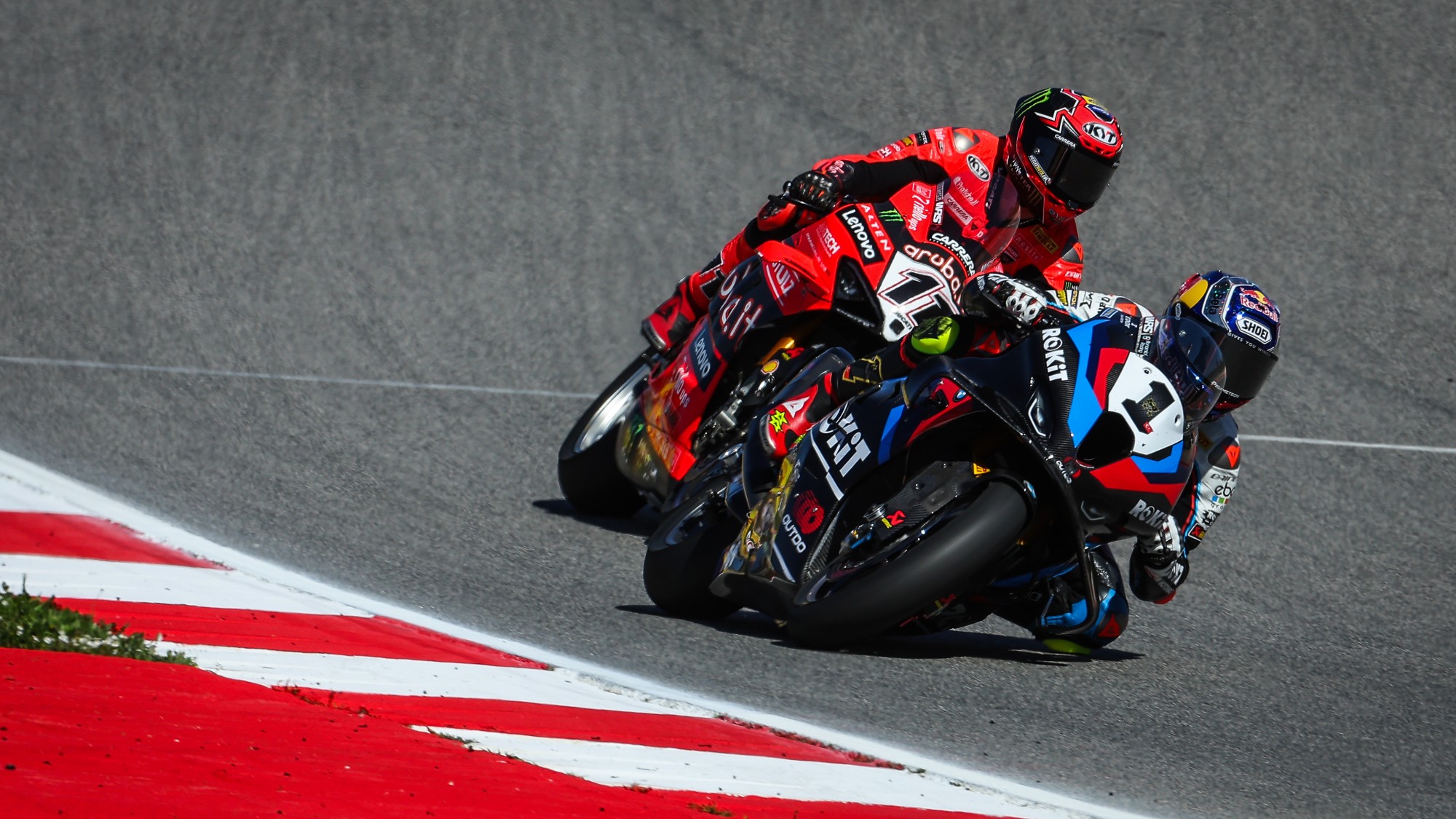 Il duello tra Bulega e Toprak che ha infiammato il Round di Portimao 2025