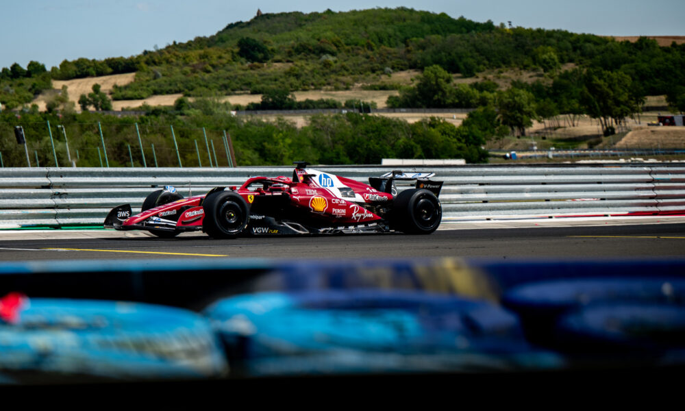 Charles Leclerc in pista all'Hungaroring per i test sulle Pirelli 2026