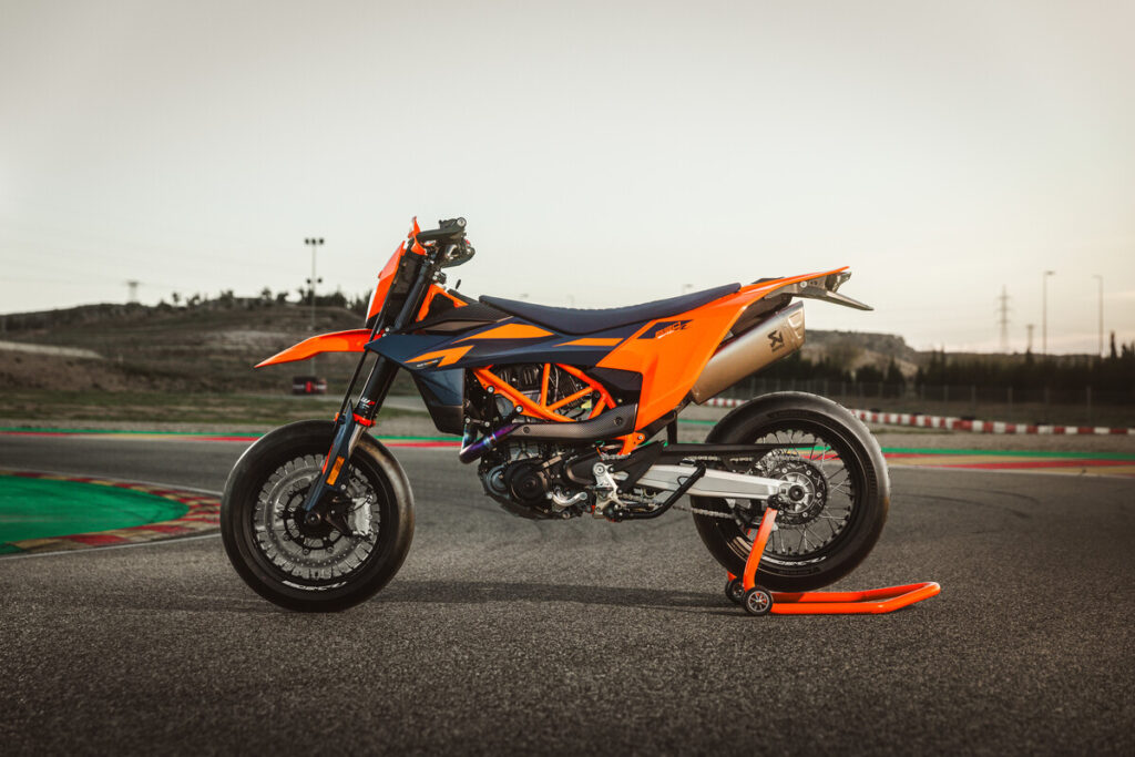 La 690 SMC R 2026 (© KTM)