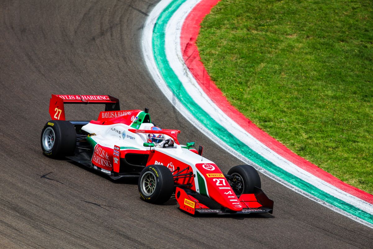 Freddie Slater in azione a Imola per il Round FRECA 2025