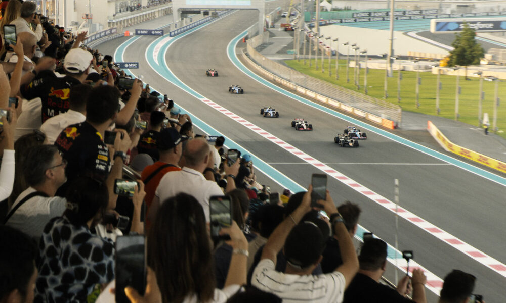 Una scena di F1 il Film (© Apple)