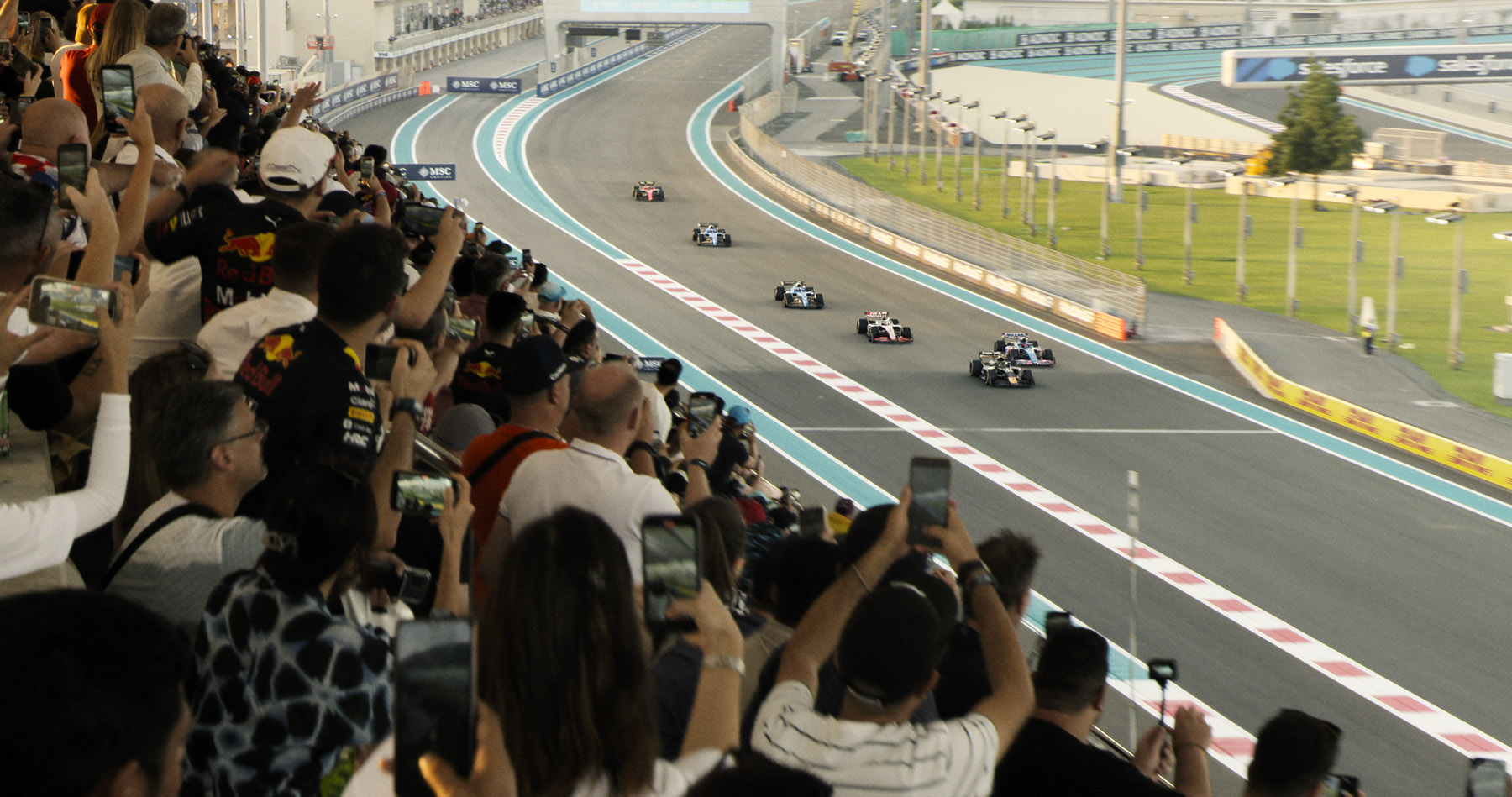 Una scena di F1 il Film (© Apple)