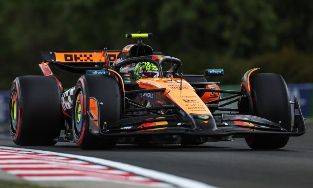 Lando Norris davanti nelle libere in Ungheria con la sua McLaren