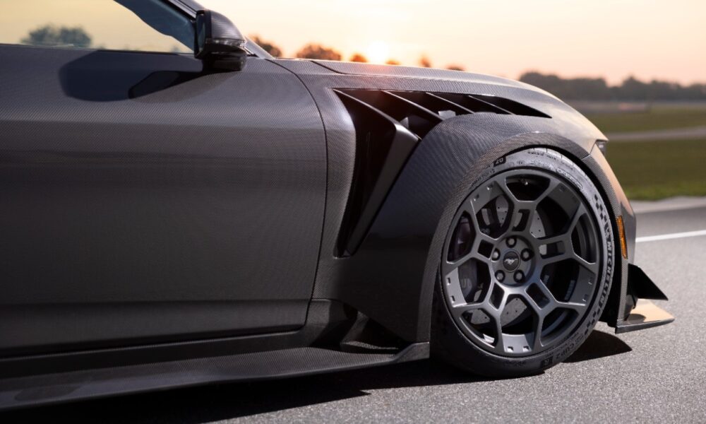 Ford Mustang GTD Liquid Carbon cerchi
