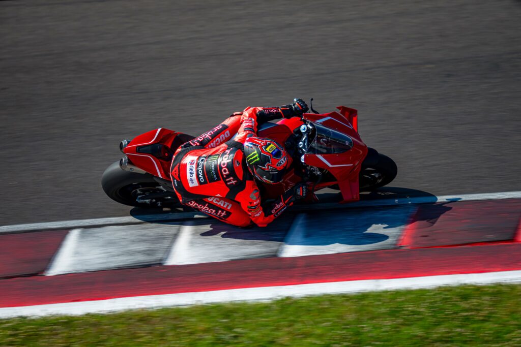 La Panigale V4 R 2026 in allestimento Racing (© Ducati)