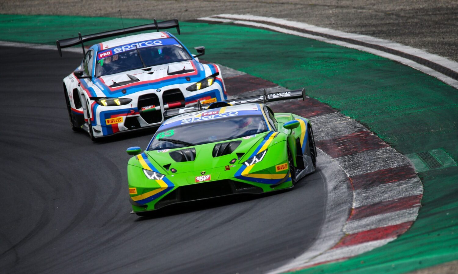 lambroghini bmw gt italiano vallelunga