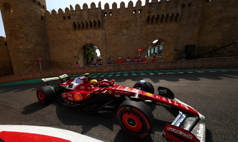 Lewis Hamilton a Baku (© F1)