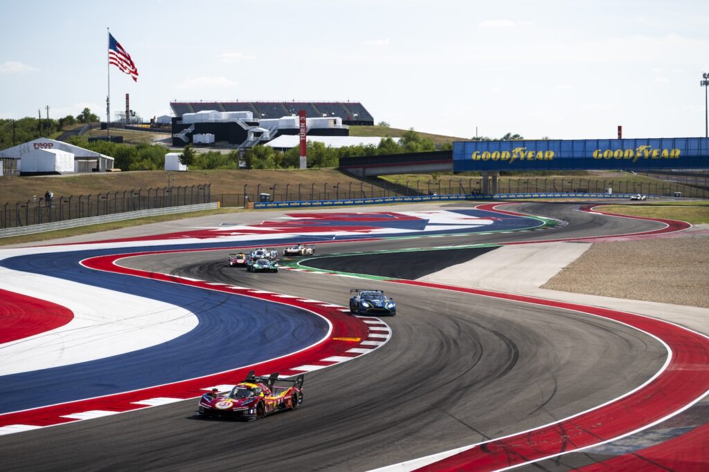 La #51 Ferrari nello snake di Austin (© DPPI / FIA WEC)