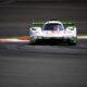 La #99 Porsche Proton in testa alla 3ª ora della 6 Ore del Fuji 2025