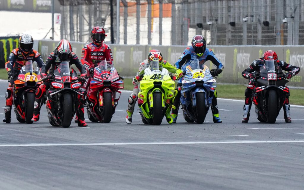 Le prove di partenza della MotoGP a Barcellona (© MotoGP)