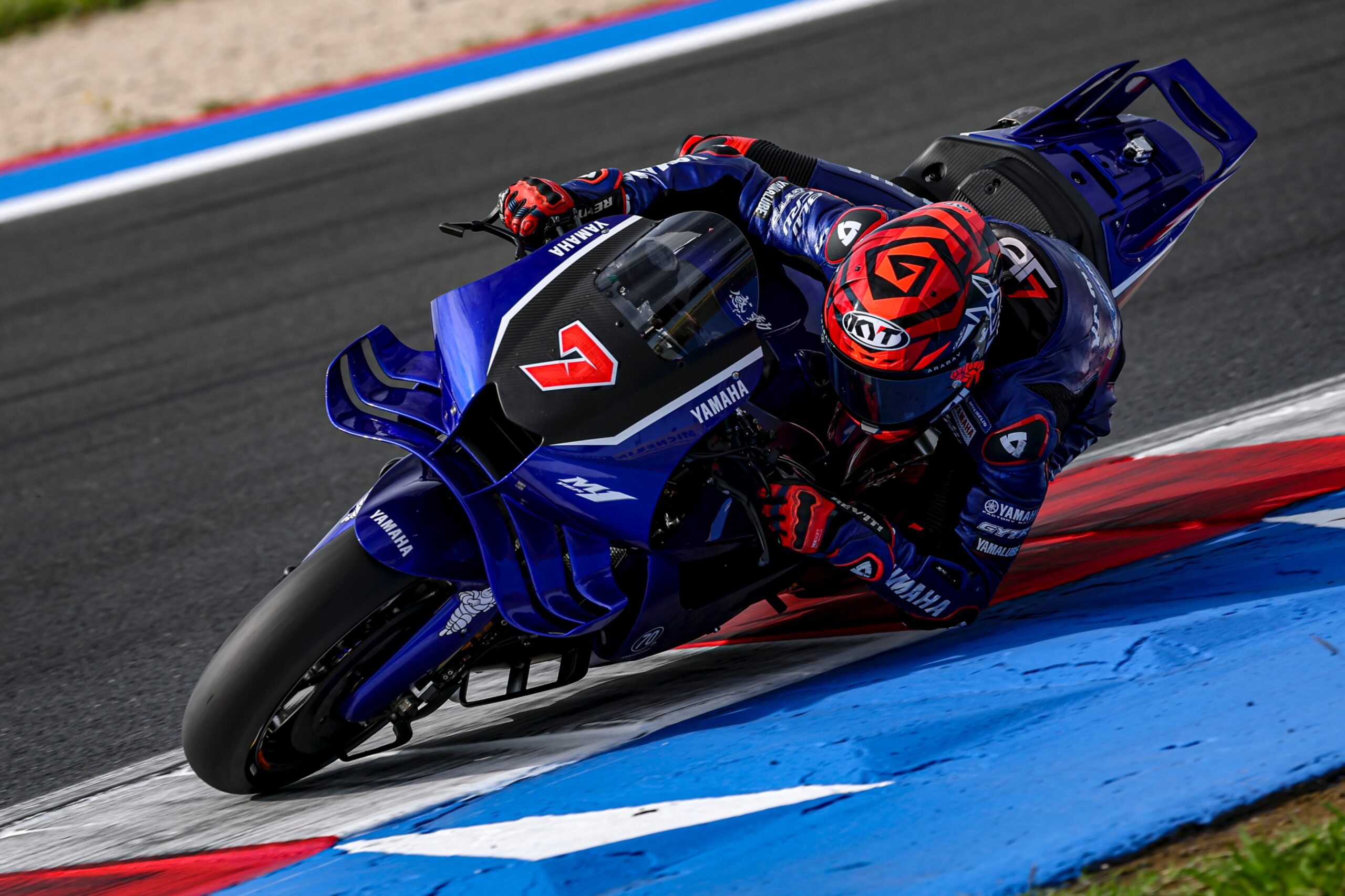 Augusto Fernandez, con il V4 Yamaha