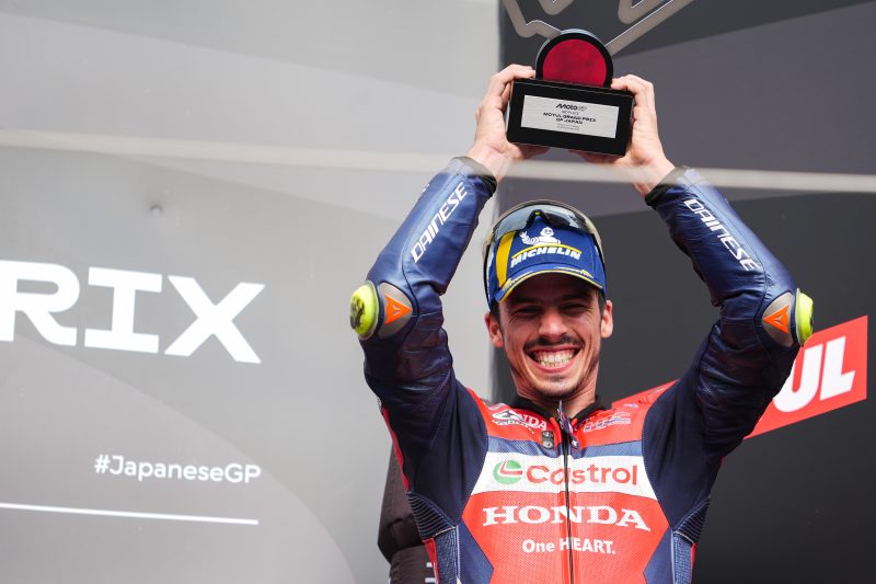Joan Mir sul podio di Motegi