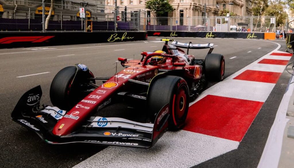 Lewis Hamilton a Baku