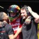Samuele Cavalieri con il suo team dopo Gara 1 a Imola