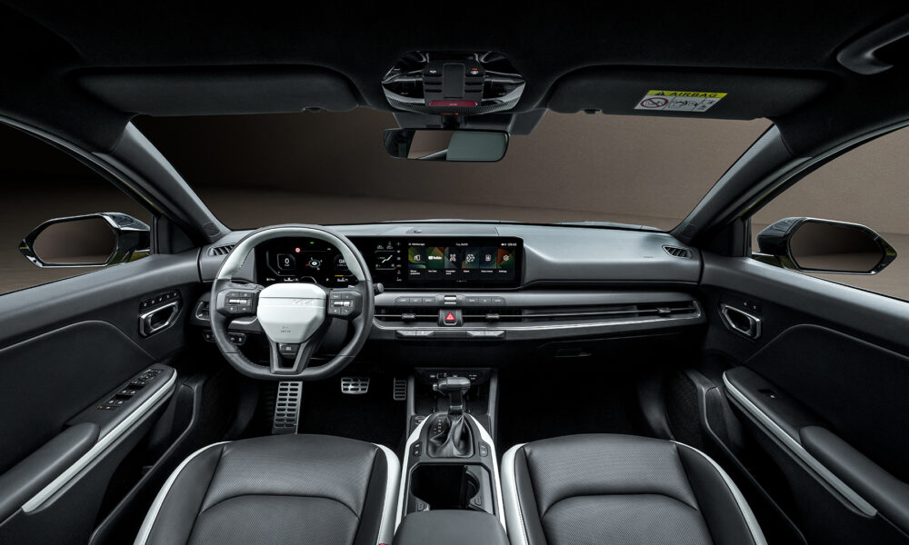 kia k4 interni