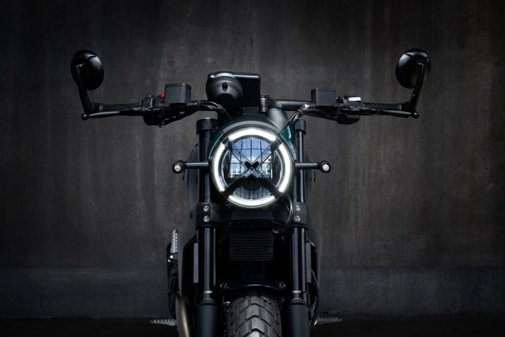 Il frontale della Scrambler Nightshift