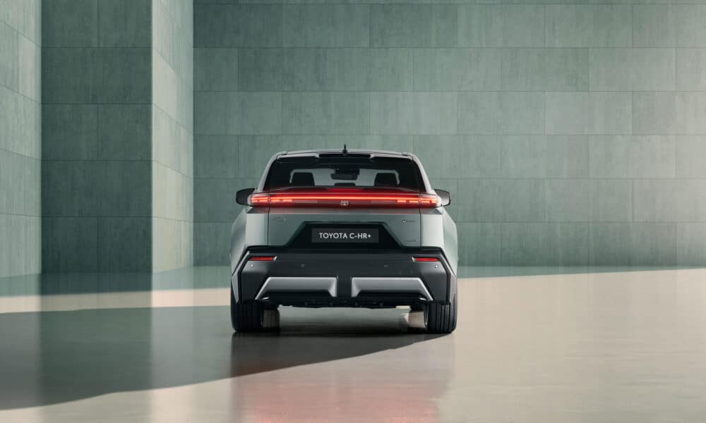 posteriore toyota c-hr+