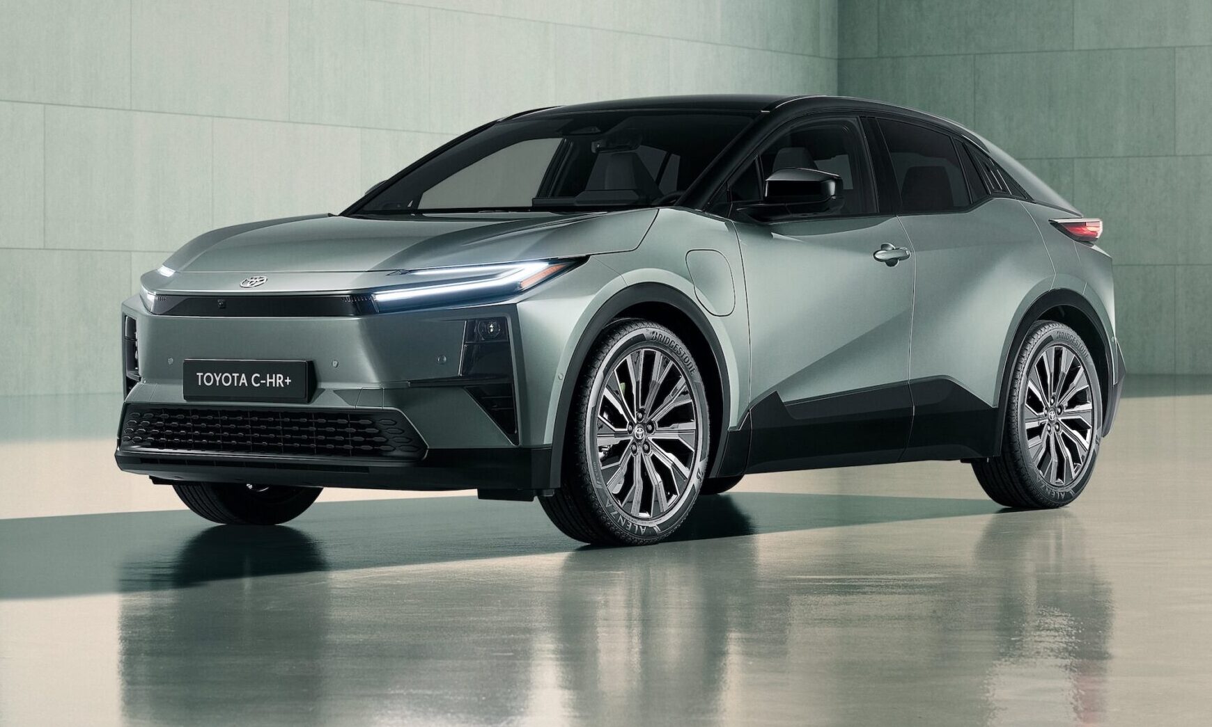 toyota c-hr+