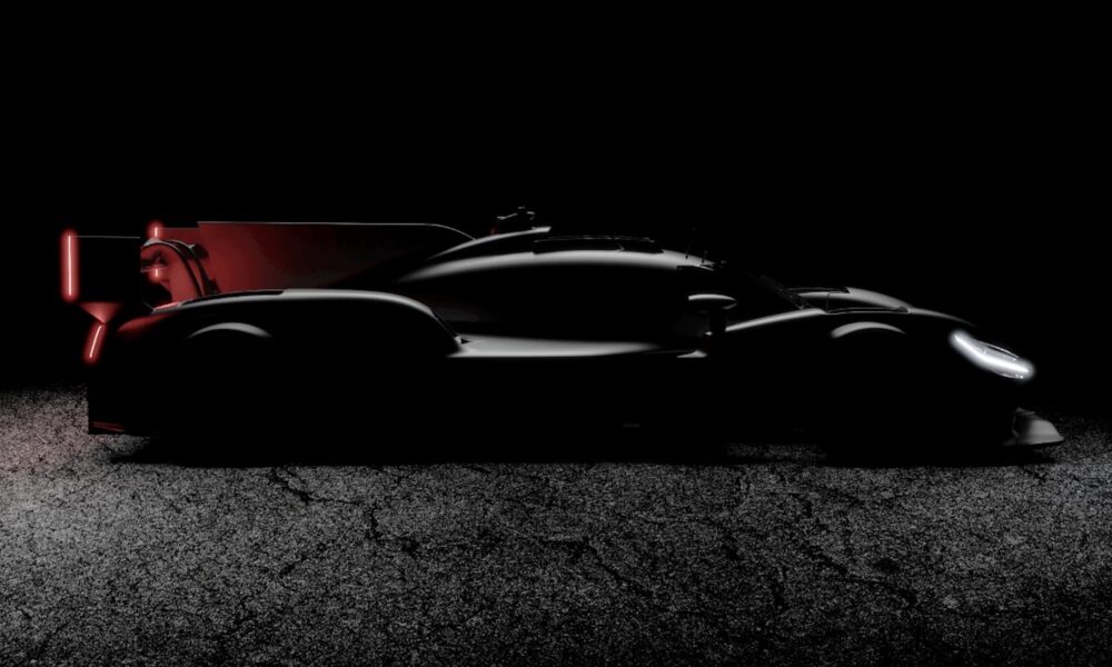 La vista laterale della Toyota GR010 Hybrid in versione 2026