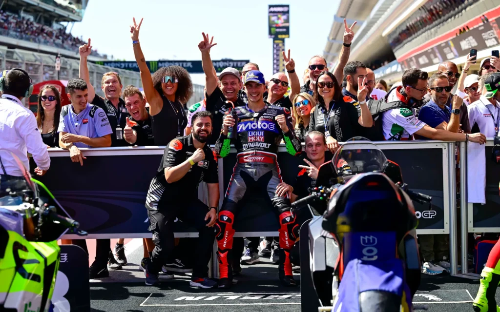 Lorenzo Baldassarri dopo il podio a Barcellona in MotoE