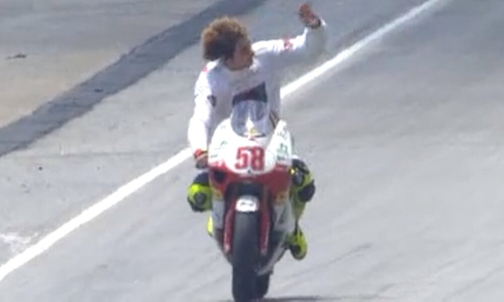 Marco Simoncelli, campione 250cc nel 2008 a Sepang