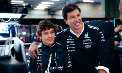 Kimi Antonelli abbracciato a Toto Wolff