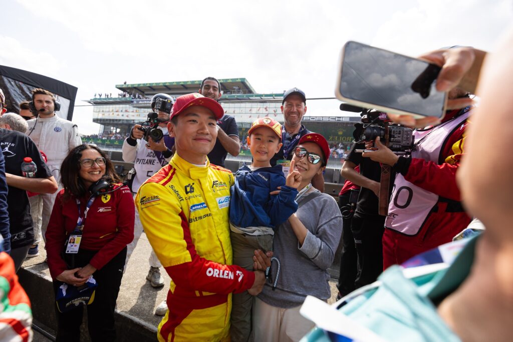 Yifei Ye dopo la vittoria a Le Mans (© DPPI / FIA WEC)