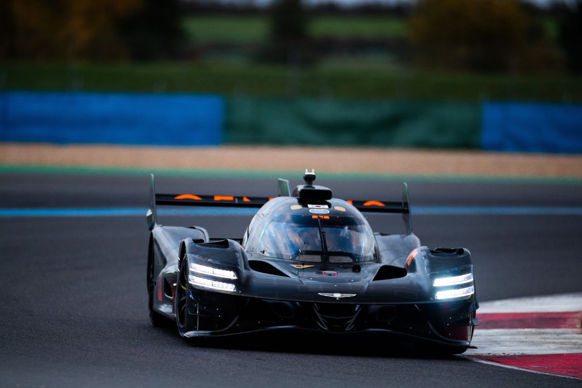 La GMR-001 in azione nei test di Magny-Cours