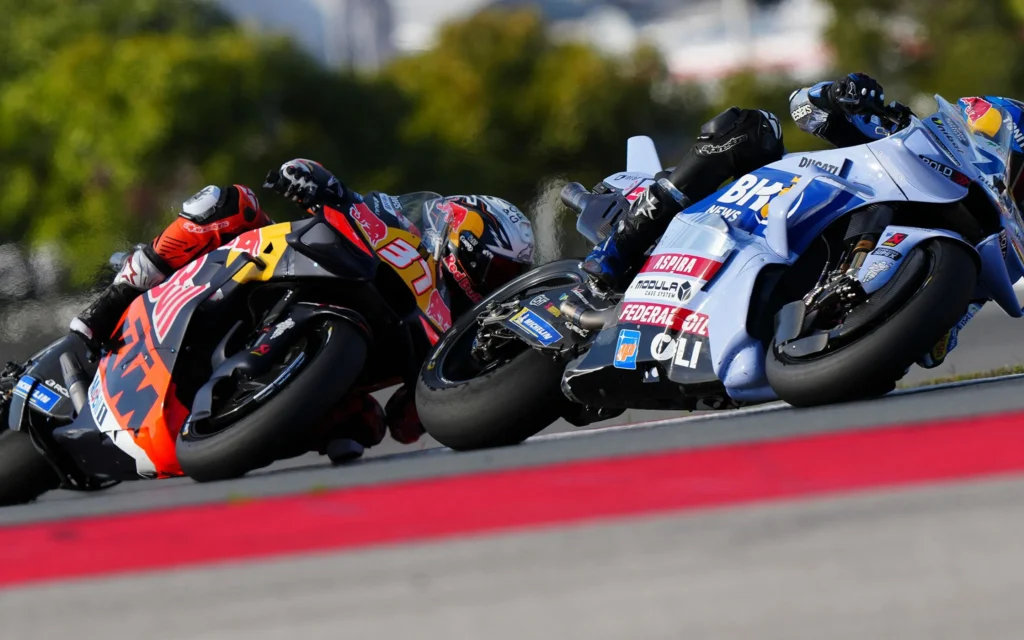 Alex Marquez e Acosta in lotta