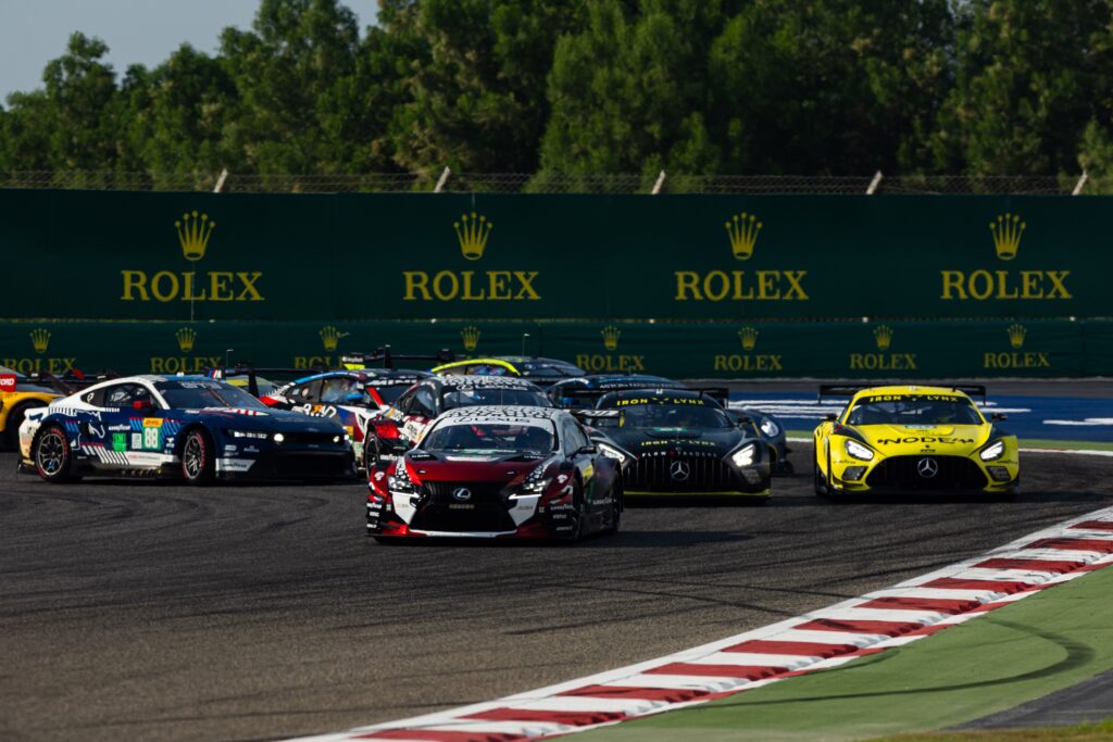 Le LMGT3 in Bahrain (© DPPI / FIA WEC)