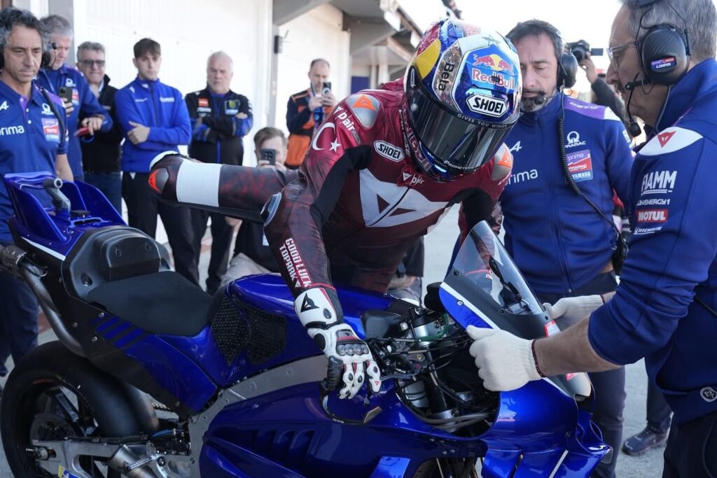 L'esordio di Toprak Razgatlioglu