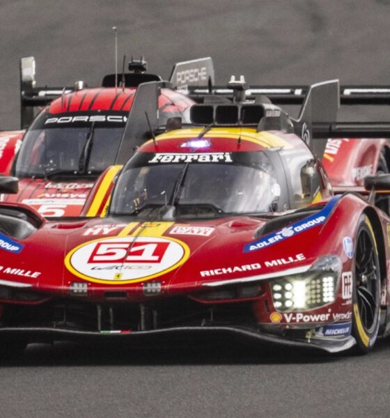 La Ferrari #51 e la Porsche #6 in pista. Si giocheranno il campionato alla 8 Ore del Bahrain 2025