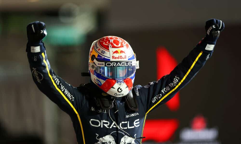 L'esultanza di Max Verstappen dopo la vittoria nel GP di Las Vegas 2025 (© Red Bull Content Pool)