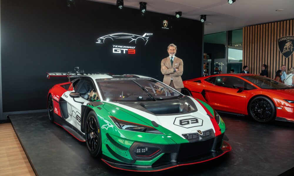 Stephan Winkelmann con la Temerario GT3 (© Lamborghini)